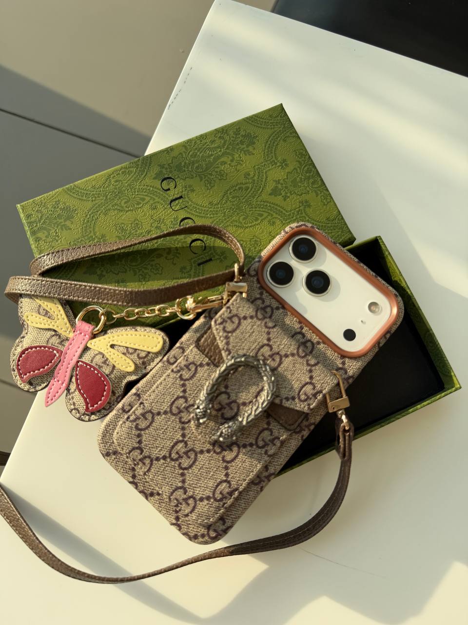 قاب گوشی gucci snake