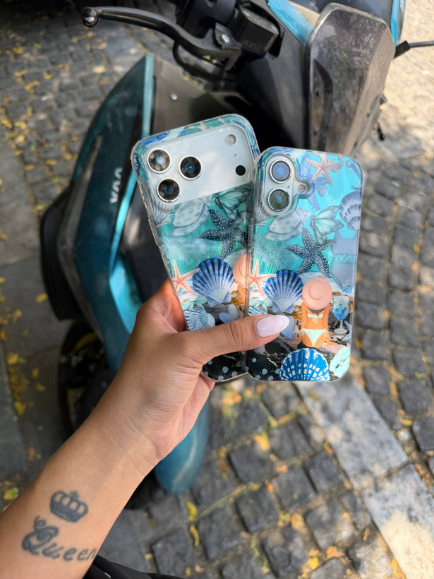 قاب گوشی blue Beatch