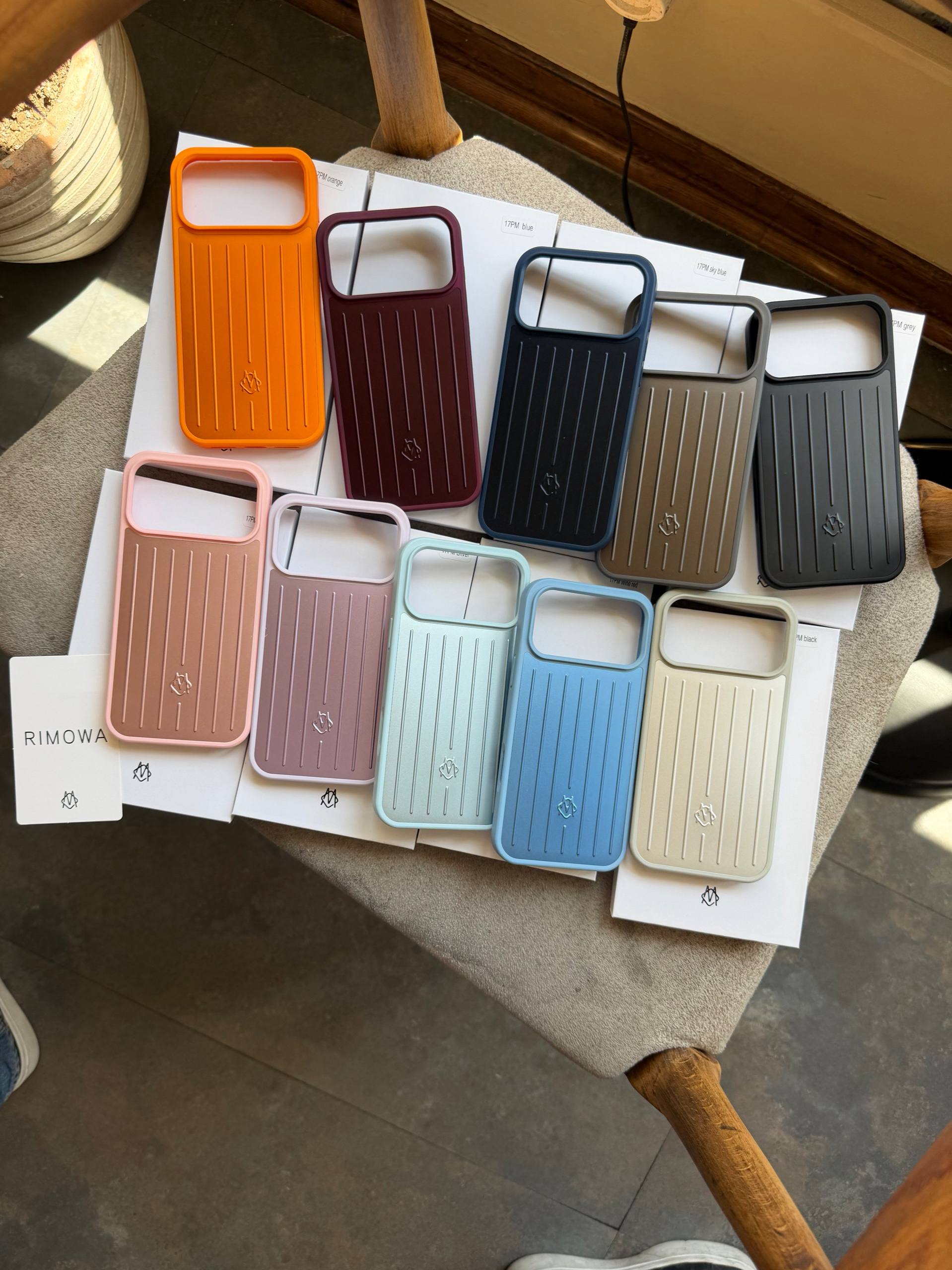 قاب گوشی rimowa orginal