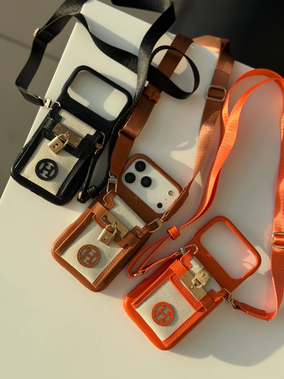 (110)قاب گوشی hermes lock