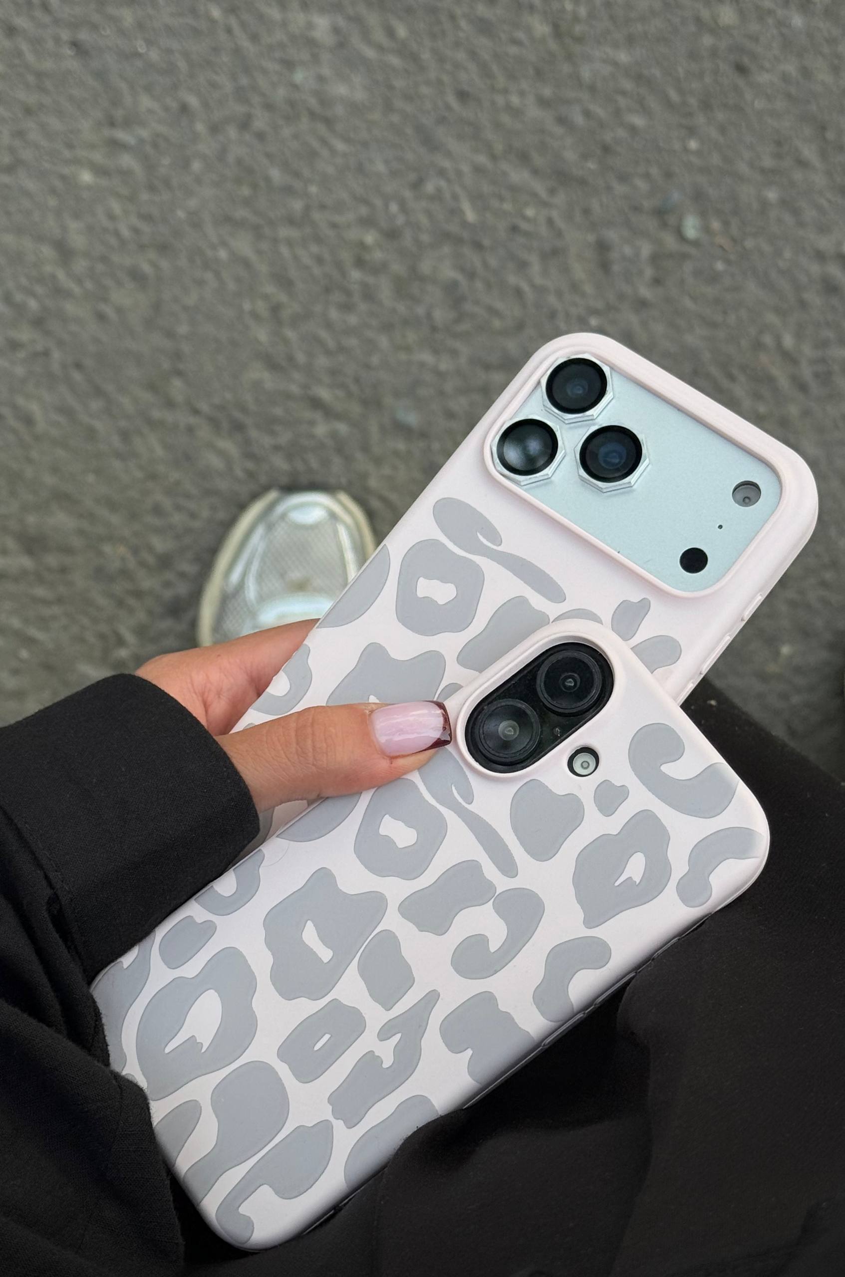قاب گوشی سیلیکونی پلنگی صورتی(۱۱۲)