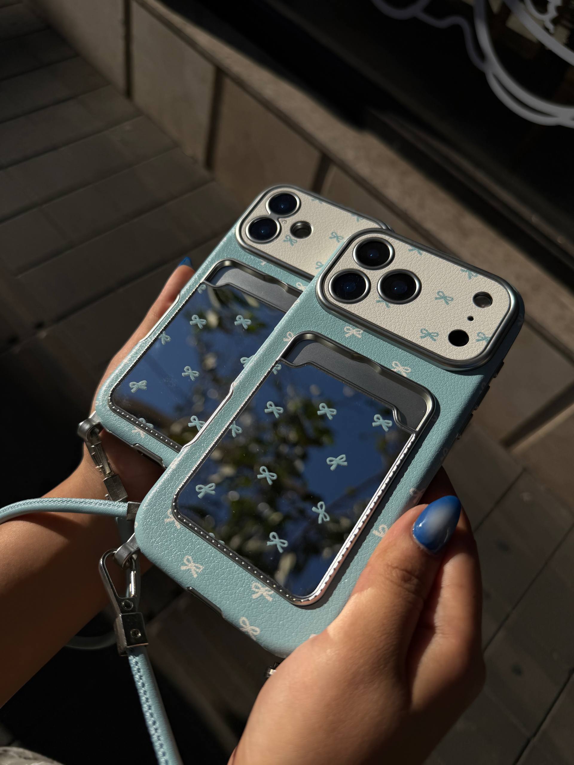 (110)قاب گوشی blue ribbon mirror