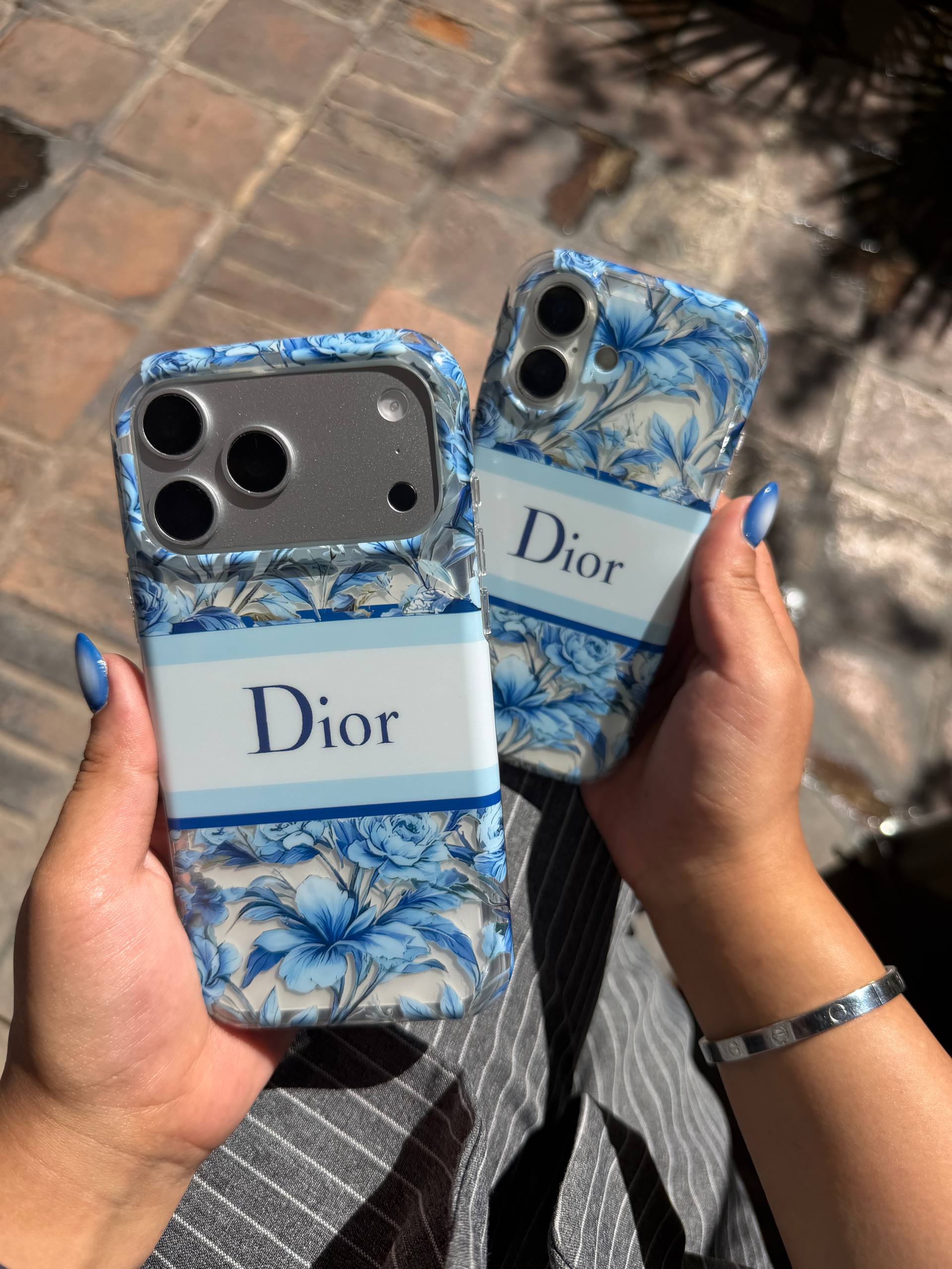 (110)قاب گوشی Dior lilium